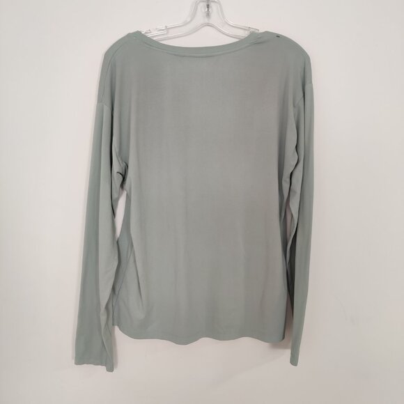 La Vie En Rose Women's Pajama Top Size M Gray Green Comfy Sleepwear Simple Daily - Picture 4 of 8